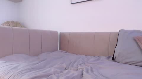 Riley online show from January 31, 2:26 am