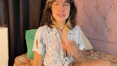 Riley online show from February 4, 2:28 am