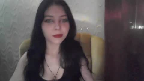 Riley online show from July 6, 8:22 am