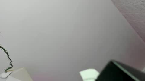Snapshot of rileynymph chatting on May 27, 4:09 am My name is Riley Like my broadcast pls 3 online show from May 27, 4:09 am