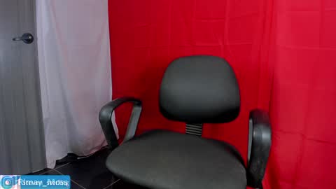 Snapshot of rimay_moss2017 chatting on December 4, 12:41 am Master Rimay Moss online show from December 4, 12:41 am