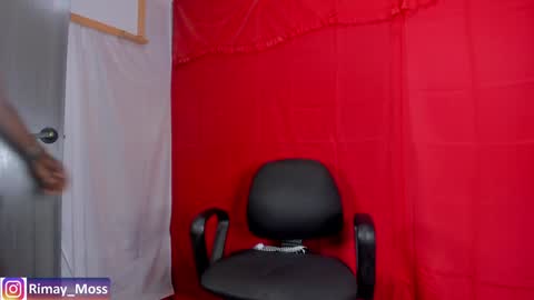 Snapshot of rimay_moss2017 chatting on December 6, 4:36 am Master Rimay Moss online show from December 6, 4:36 am