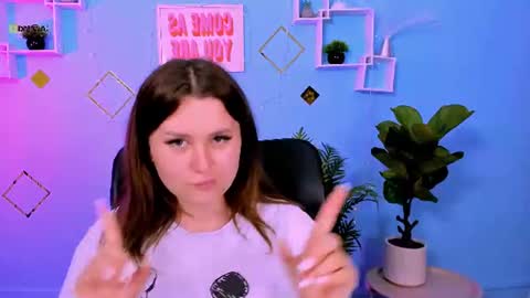 Snapshot of rina_gold_ chatting on June 21, 7:05 pm Rina online show from June 21, 7:05 pm