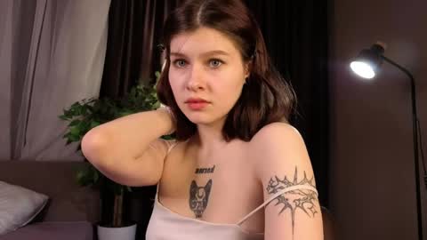 Hi Rina and April are here Glad to see you in our room  PVT is open online show from May 7, 3:28 pm