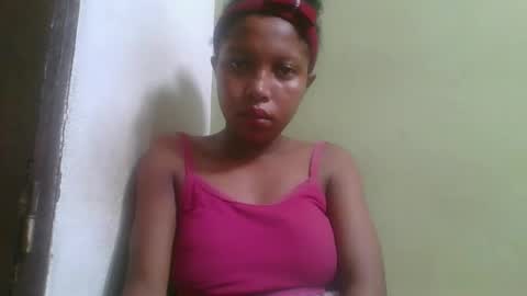 rinah654271 online show from March 24, 4:12 pm