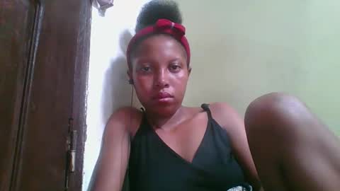 Snapshot of rinah654271 chatting on April 18, 7:07 pm rinah654271 online show from April 18, 7:07 pm