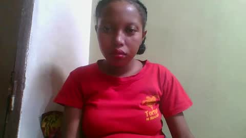 Snapshot of rinah654271 chatting on April 29, 7:45 am rinah654271 online show from April 29, 7:45 am