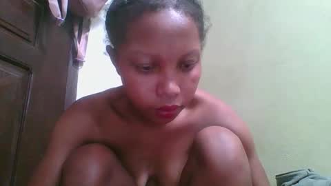 Snapshot of rinah654271 chatting on May 2, 6:07 am rinah654271 online show from May 2, 6:07 am