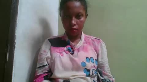 Snapshot of rinah654271 chatting on May 5, 3:09 pm rinah654271 online show from May 5, 3:09 pm