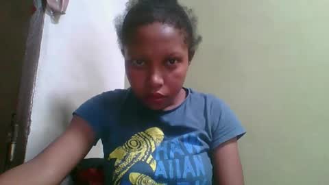 Snapshot of rinah654271 chatting on May 11, 7:36 am rinah654271 online show from May 11, 7:36 am
