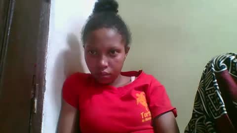 Snapshot of rinah654271 chatting on May 20, 5:19 pm rinah654271 online show from May 20, 5:19 pm