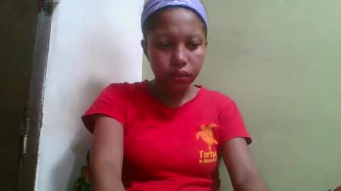 Snapshot of rinah654271 chatting on May 25, 6:52 am rinah654271 online show from May 25, 6:52 am