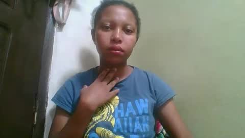 Snapshot of rinah654271 chatting on May 30, 3:14 am rinah654271 online show from May 30, 3:14 am