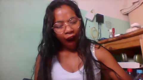 rinah856024 online show from April 26, 2:48 pm