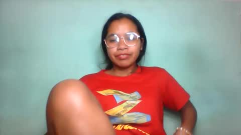 Snapshot of rinah856024 chatting on June 7, 2:32 pm rinah856024 online show from June 7, 2:32 pm