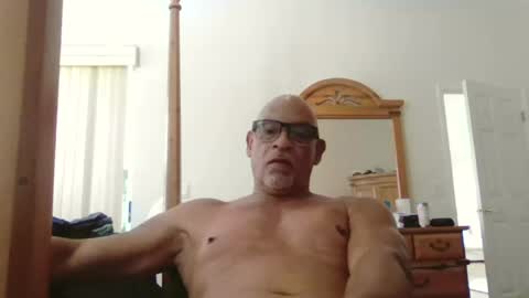 Snapshot of rionel chatting on August 4, 4:42 pm RioNel online show from August 4, 4:42 pm