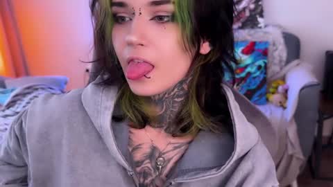 Snapshot of ripper_66 chatting on April 20, 1:25 pm DianaBrite fansl y online show from April 20, 1:25 pm