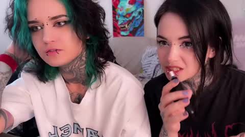 Snapshot of ripper_66 chatting on May 8, 1:38 pm DianaBrite fansl y online show from May 8, 1:38 pm