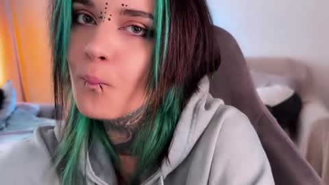 Snapshot of ripper_66 chatting on May 31, 1:18 pm DianaBrite fansl y online show from May 31, 1:18 pm