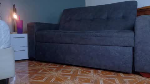 RIRI  online show from March 3, 7:53 pm