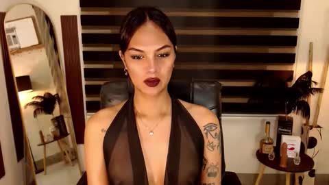 riri online show from November 25, 5:18 am