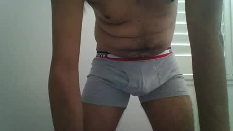 Snapshot of rishavb1991 chatting on April 29, 3:54 am rishavb1991 online show from April 29, 3:54 am