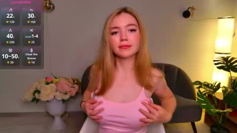Snapshot of rita__shy chatting on June 28, 2:56 pm Rita online show from June 28, 2:56 pm