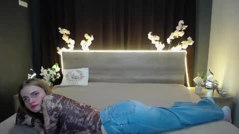 Snapshot of ritakiskis chatting on April 22, 6:53 pm ritakiskis online show from April 22, 6:53 pm