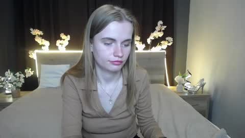 Snapshot of ritakiskis chatting on May 3, 7:42 pm ritakiskis online show from May 3, 7:42 pm