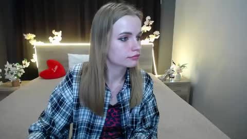 Snapshot of ritakiskis chatting on May 9, 7:19 pm ritakiskis online show from May 9, 7:19 pm