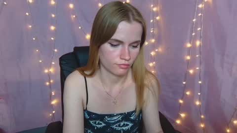 Snapshot of ritakiskis chatting on May 12, 7:33 pm ritakiskis online show from May 12, 7:33 pm