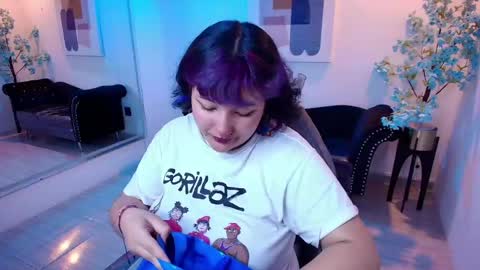 Snapshot of ritsuka_berry chatting on May 16, 7:34 pm Ritsuka online show from May 16, 7:34 pm