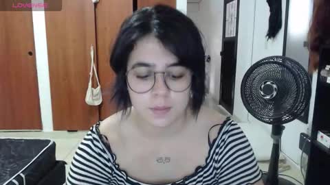 Snapshot of rivadeneira222 chatting on September 10, 4:07 pm PeachSalinger online show from September 10, 4:07 pm