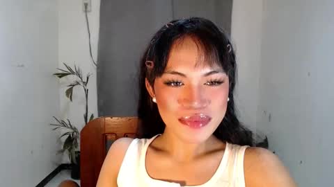 Snapshot of rivaxox1 chatting on May 3, 3:12 am rivaxox1 online show from May 3, 3:12 am