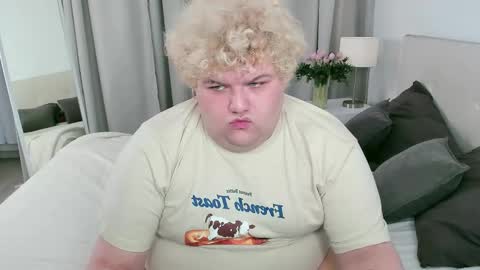 riven_miller online show from September 12, 8:31 pm
