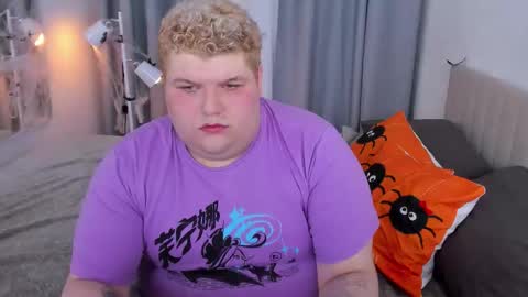 riven_miller online show from October 23, 9:24 pm