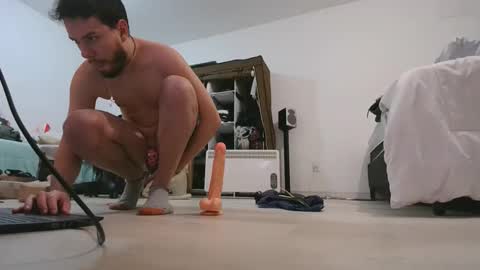 Snapshot of rivenderrr chatting on April 6, 12:52 am rivenderrr online show from April 6, 12:52 am