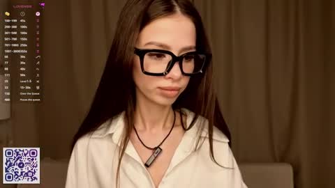 Anna online show from June 22, 4:42 am