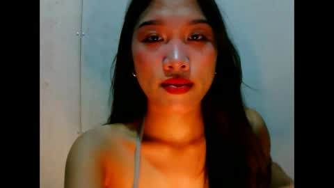 Snapshot of riyu77 chatting on June 8, 11:43 am riyu77 online show from June 8, 11:43 am