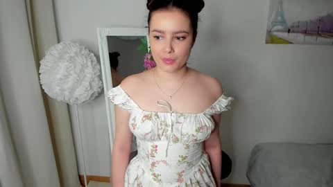 Snapshot of rizz_caprice chatting on March 3, 7:42 pm Lilly online show from March 3, 7:42 pm