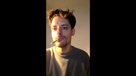 rizzo1980682473 online show from March 25, 10:16 pm