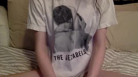 Snapshot of rizzyy333 chatting on December 22, 5:26 am rizzyy333 online show from December 22, 5:26 am