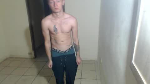 RoastingCorn online show from April 6, 3:48 am