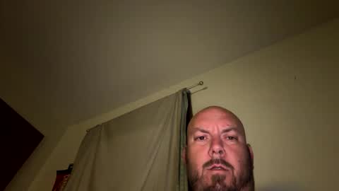 rob456011 online show from May 17, 5:27 am