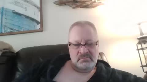 rob872217 online show from April 9, 12:10 pm