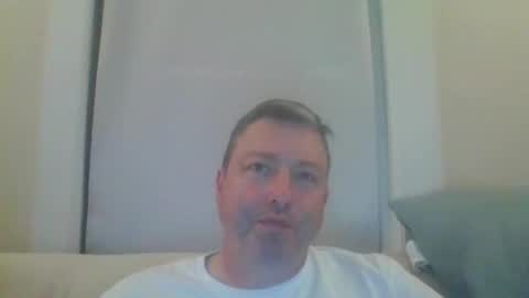 Snapshot of rob_bower_guy chatting on November 16, 1:00 am rob_bower_guy online show from November 16, 1:00 am