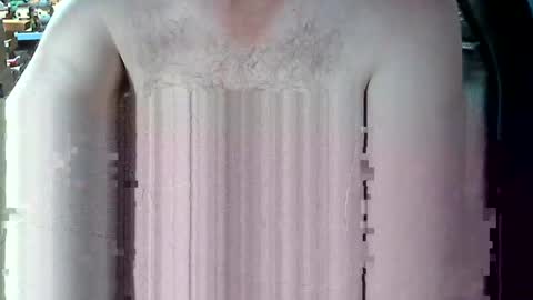 Snapshot of rob_likes_curvywomen chatting on October 5, 11:02 pm tip me make me cum online show from October 5, 11:02 pm