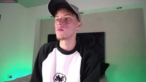 Robbin online show from April 8, 5:07 am