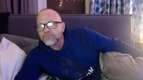 Snapshot of robbybecker71 chatting on January 1, 7:52 am Chargedemotion online show from January 1, 7:52 am
