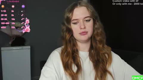 Snapshot of robert_lisa chatting on February 15, 7:51 am Lisa and Robert i am online all days 900 am GMT3 online show from February 15, 7:51 am